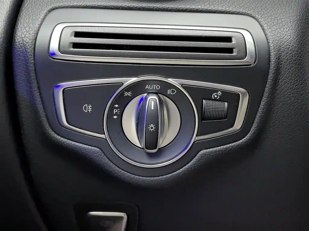 Mercedes-Benz GLC 2022 facelift GLC 300 L 4MATIC Dynamic Edition купить на сайте DeffCars
