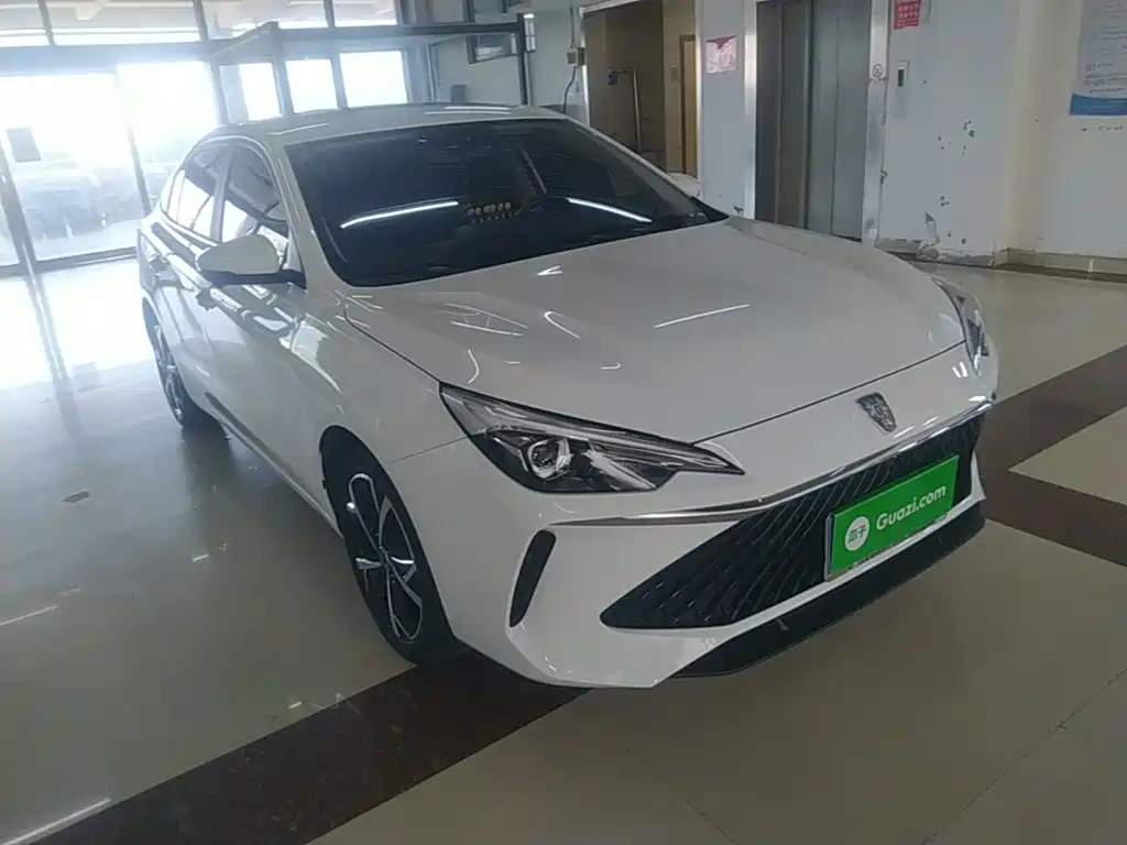 Roewe i5 2023 1.5L CVT Premium Edition купить на сайте DeffCars