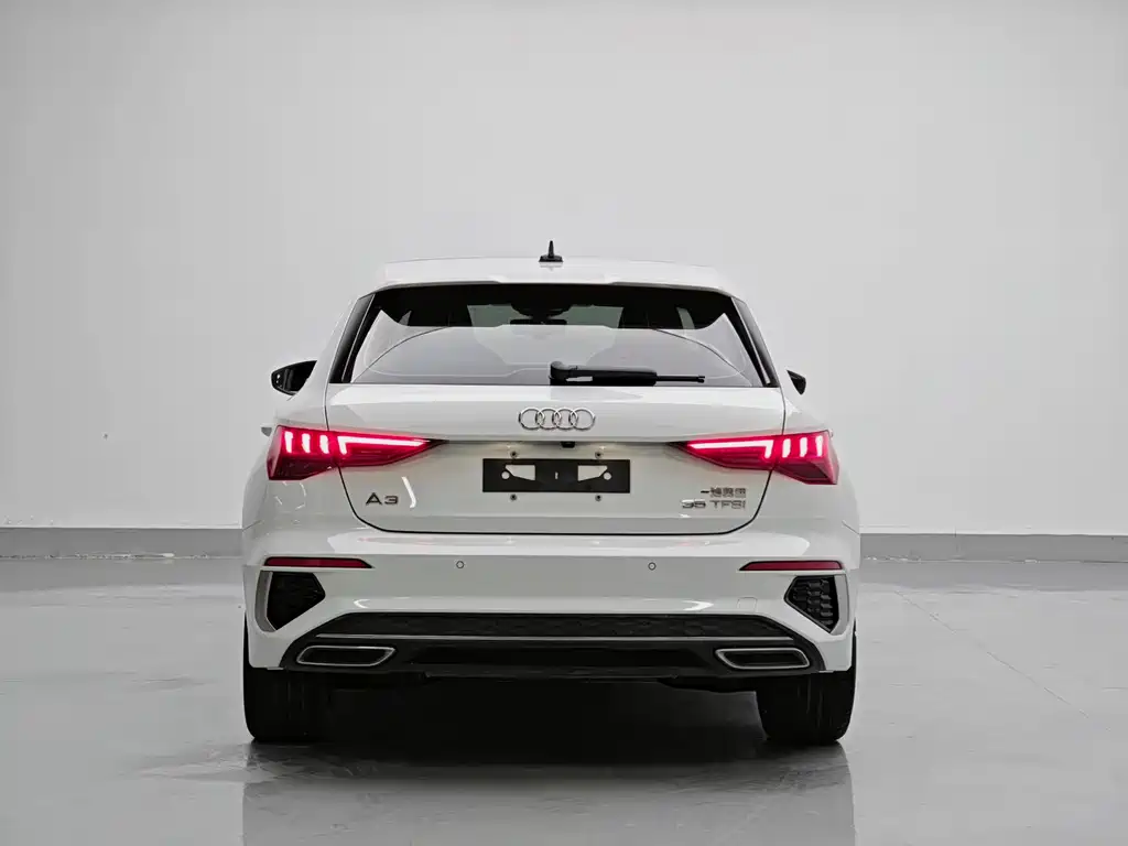 Audi A3 2022 Sportback 35 TFSI stylish and sporty купить на сайте DeffCars