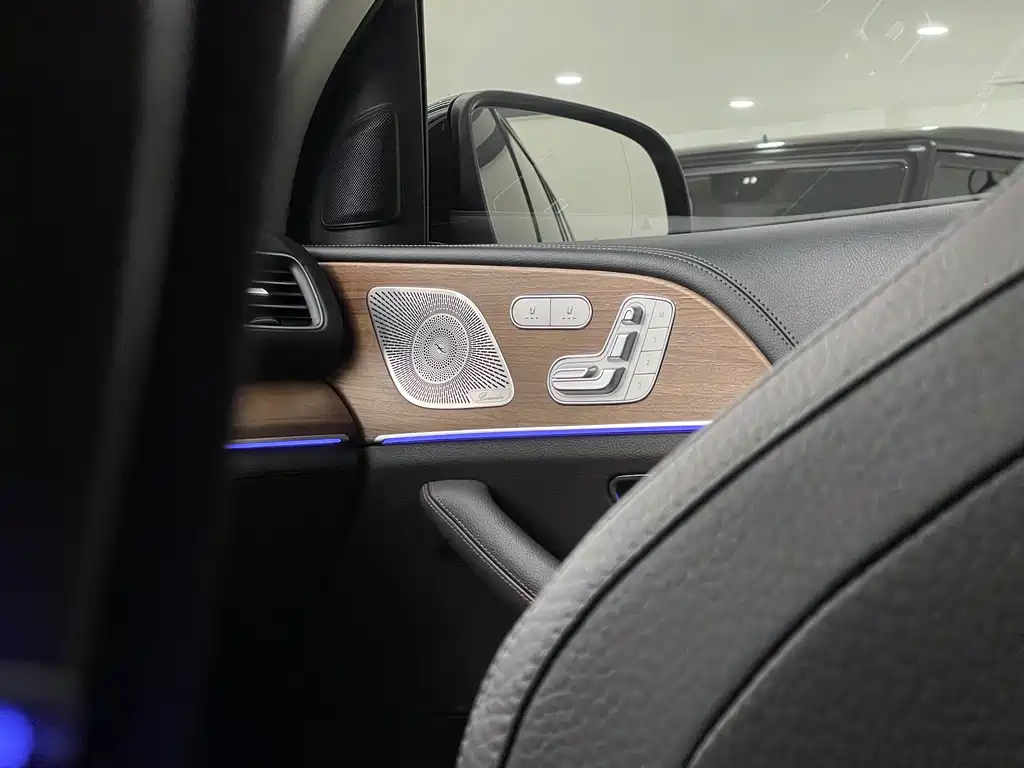 Mercedes-Benz GLS 2022 facelift GLS 450 4MATIC luxury model купить на сайте DeffCars