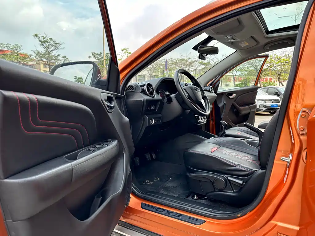 Southeast DX3 2018 1.5L manual premium model купить на сайте DeffCars