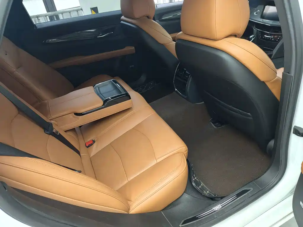 Cadillac CT6 2020 28T Fashion Model купить на сайте DeffCars
