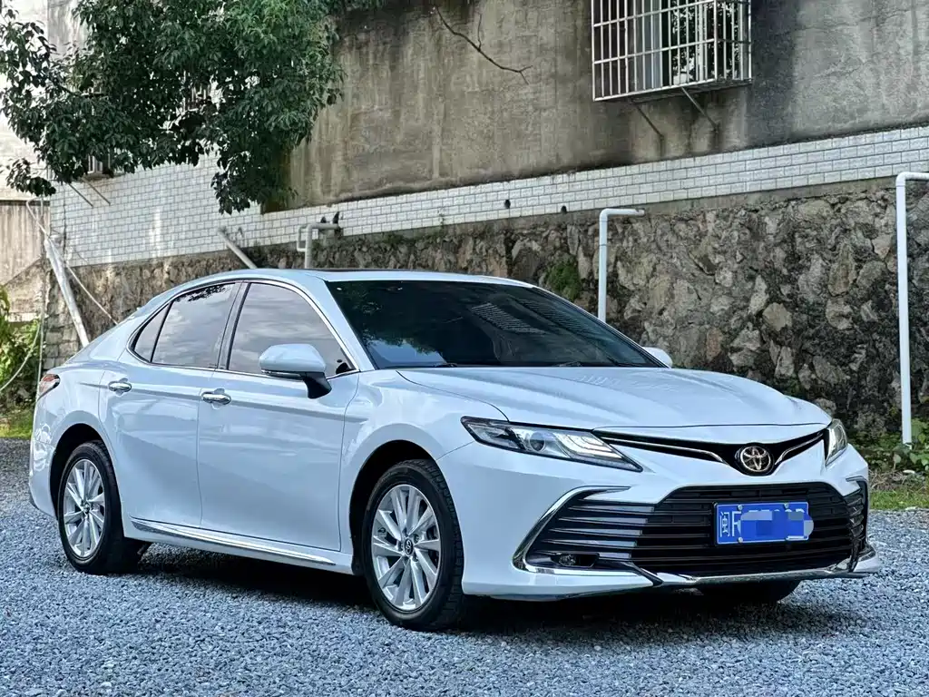 Camry 2023 2.0G Deluxe Edition купить на сайте DeffCars