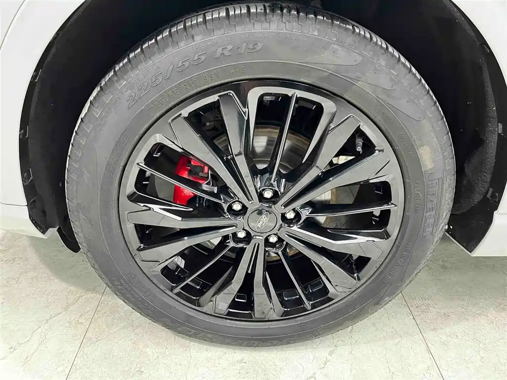 Ruiji 2024 EcoBoost 245 four-wheel drive ST-Line Pro купить на сайте DeffCars