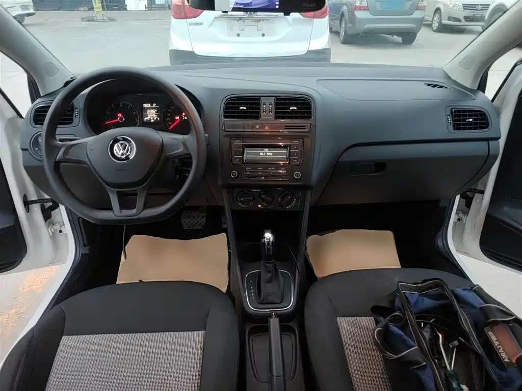 Polo 2016 1.4L automatic fashion model купить на сайте DeffCars