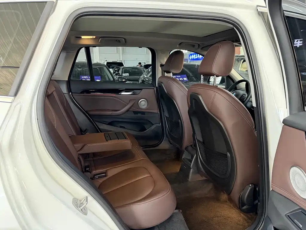 BMW X1 2022 sDrive20Li Fashion Model купить на сайте DeffCars