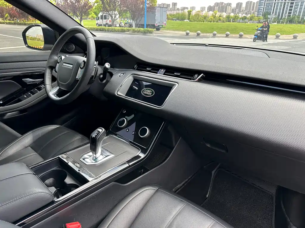 Range Rover Evoque 2020 249PS R-DYNAMIC S Black Sports Edition купить на сайте DeffCars