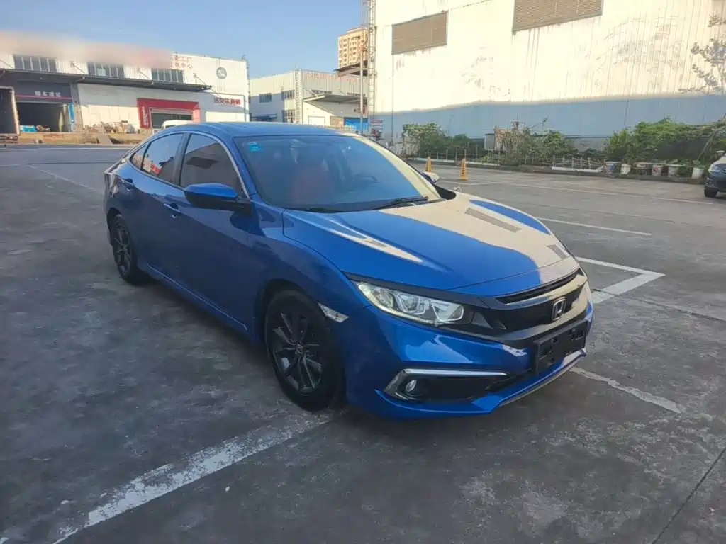 Civic 2019 220TURBO CVT Dynamic Edition National V купить на сайте DeffCars