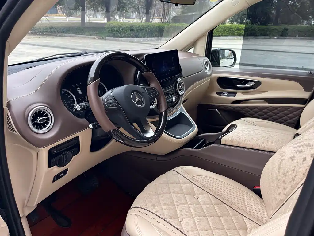Vito 2021 2.0T Business Edition 7 seats купить на сайте DeffCars