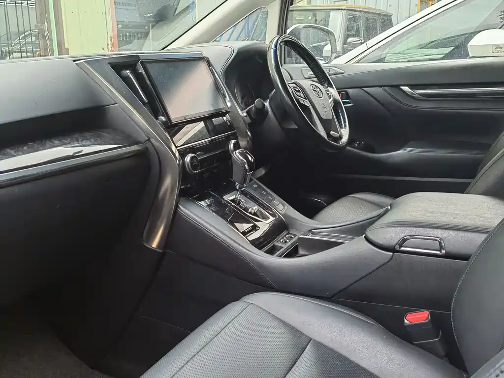 Alfa 2018 3.5L Deluxe Edition купить на сайте DeffCars
