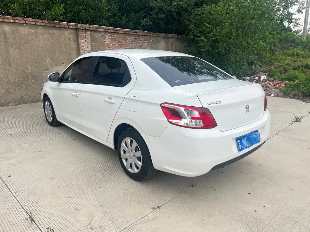 Peugeot 301 2016 1.6L automatic comfort version купить на сайте DeffCars