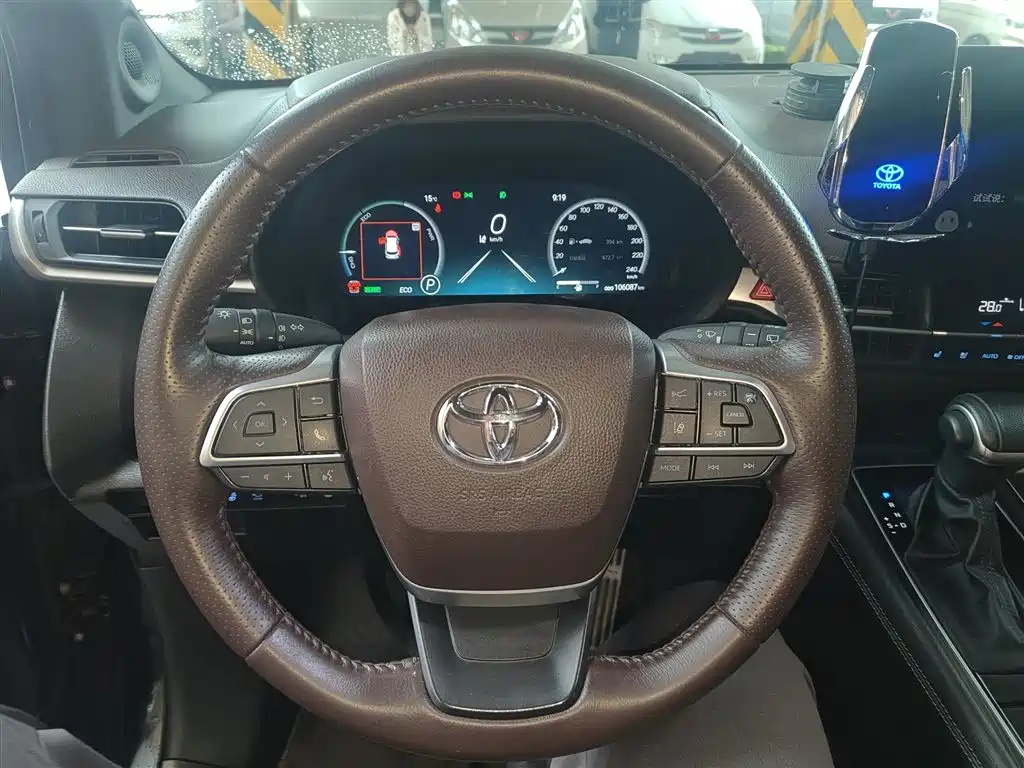 SIENNA 2021 2.5L Hybrid Platinum Edition купить на сайте DeffCars