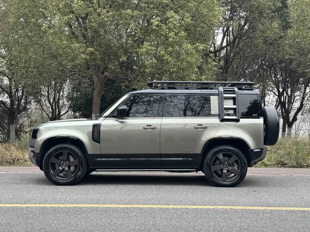 Land Rover Defender 2023 facelift 110 3.0T P400 X-DYNAMIC HSE купить на сайте DeffCars