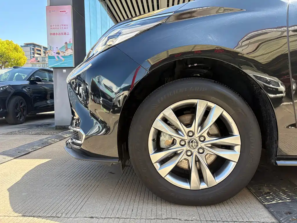SIENNA 2024 2.5L Hybrid Comfort Edition купить на сайте DeffCars