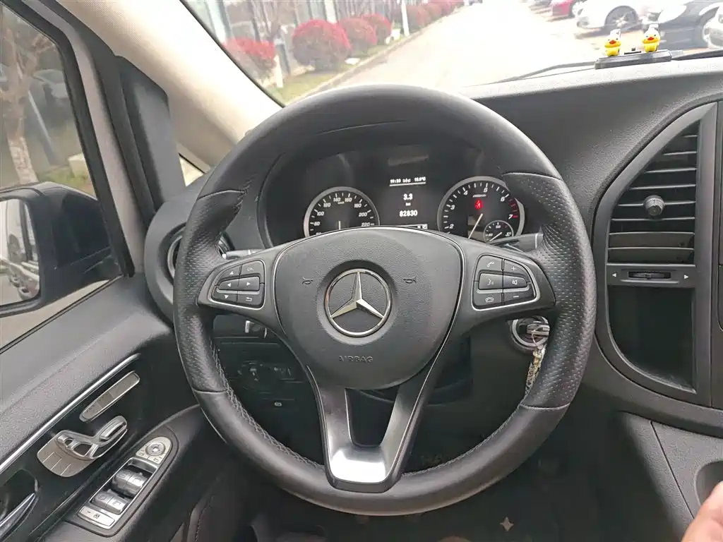 Vito 2021 2.0T Business Edition 7 seats купить на сайте DeffCars