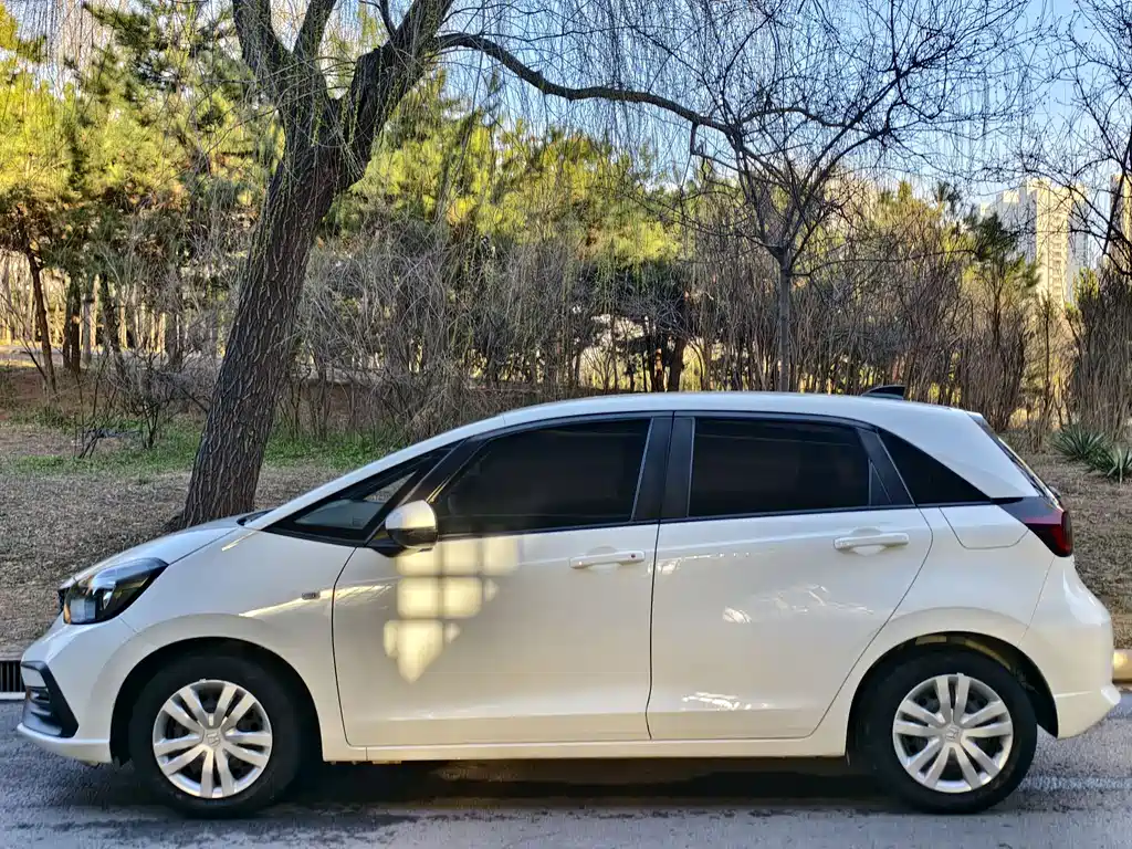Fit 2021 1.5L CVT Trendy Edition купить на сайте DeffCars