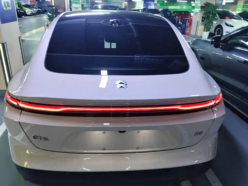 NiO ET5 2024 75kWh купить на сайте DeffCars