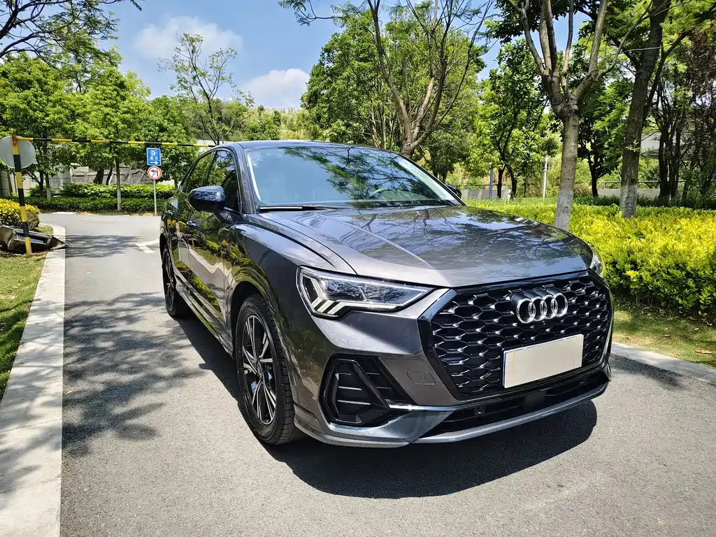 Audi Q3 Sportback 2022 40 TFSI RS Kit Burning Speed ​​Type купить на сайте DeffCars