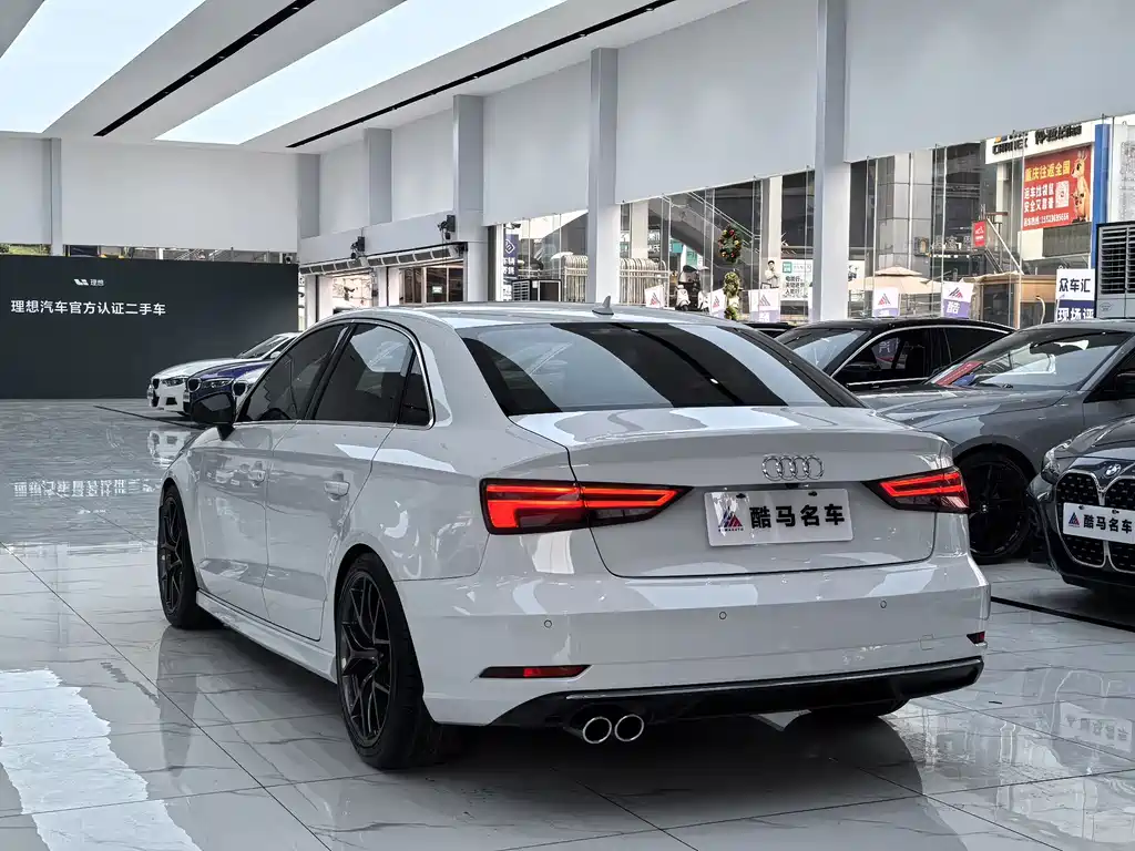 Audi A3 2018 30th Anniversary Limousine 40 TFSI Fashion Model купить на сайте DeffCars