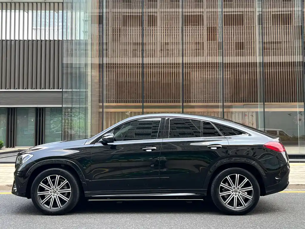 Mercedes-Benz GLE Coupe 2024 GLE 350 4MATIC Coupe SUV Luxury купить на сайте DeffCars