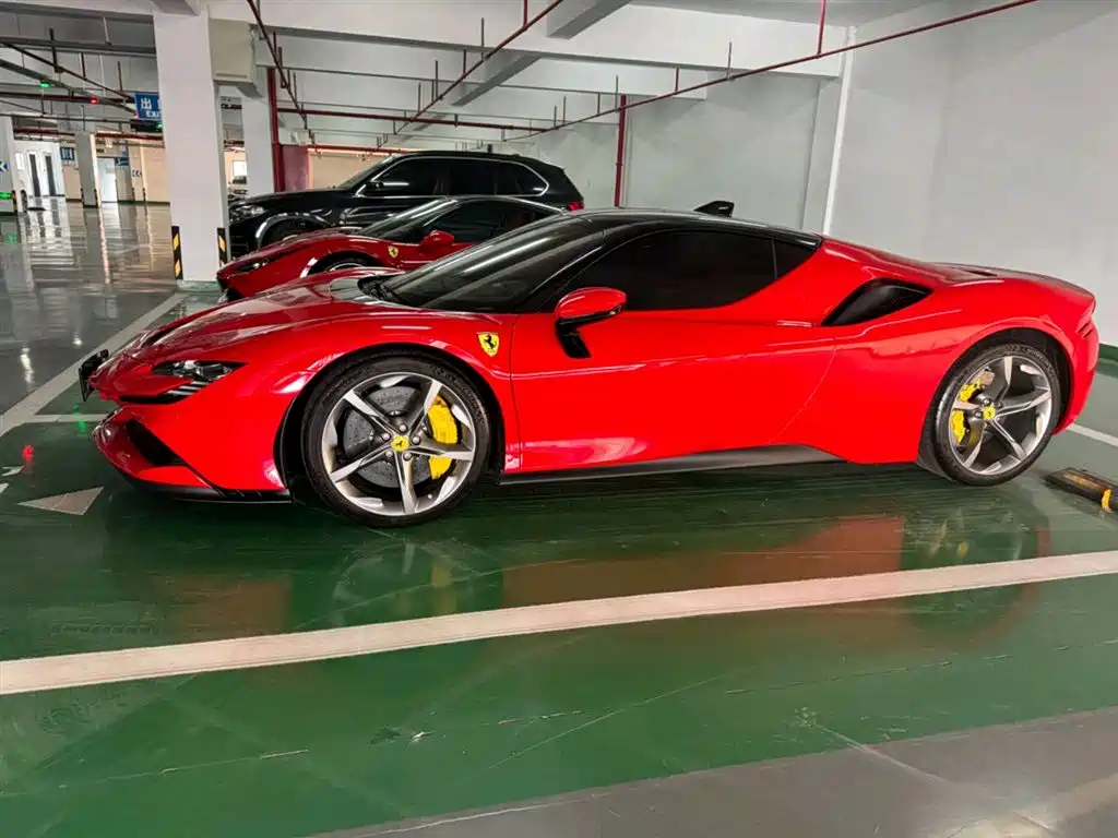 SF90 2020 3.9T V8 Stradale купить на сайте DeffCars