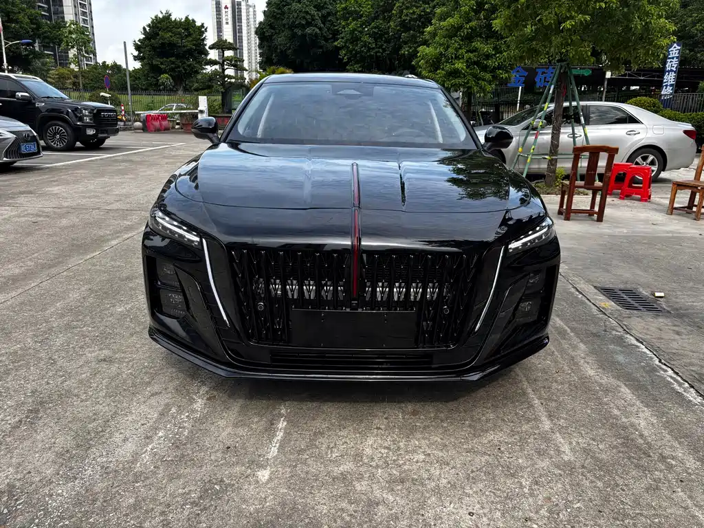 Hongqi H5 2025 2.0T Automatic Xuanying Edition купить на сайте DeffCars