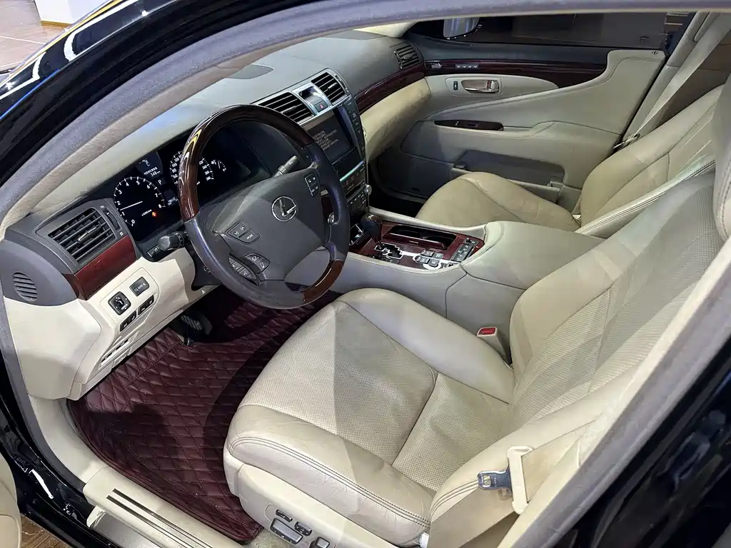 Lexus LS 2010 460L Deluxe Edition купить на сайте DeffCars