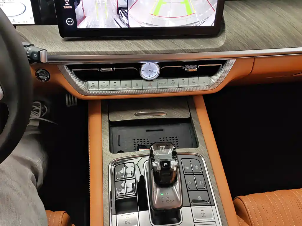 Tank 500 2022 3.0T Business Edition Landscape Type 5 Seats купить на сайте DeffCars