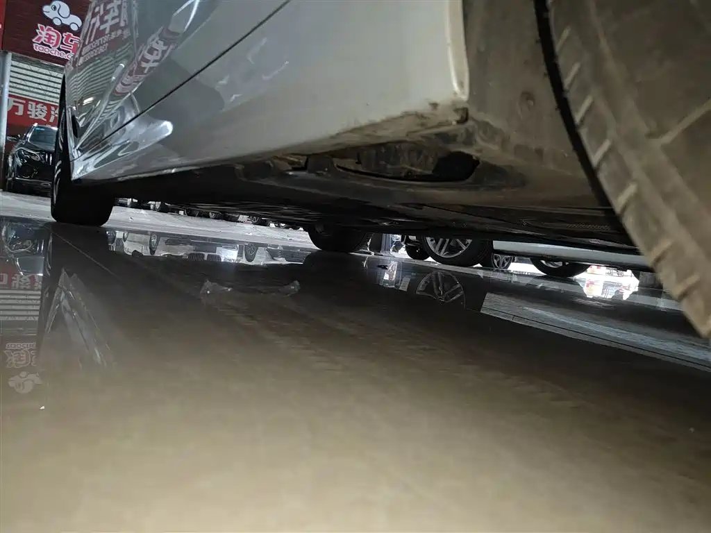 BMW 5 Series 2023 530Li Leading Luxury Package купить на сайте DeffCars