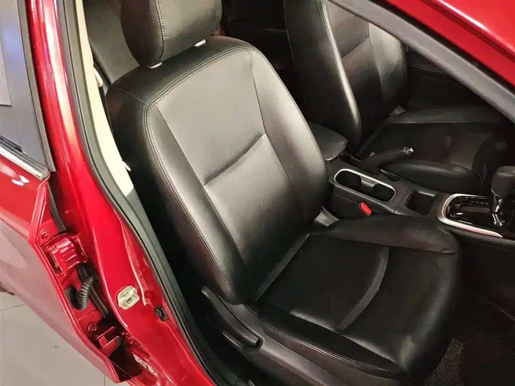 Tiida 2016 1.6L CVT cool version купить на сайте DeffCars