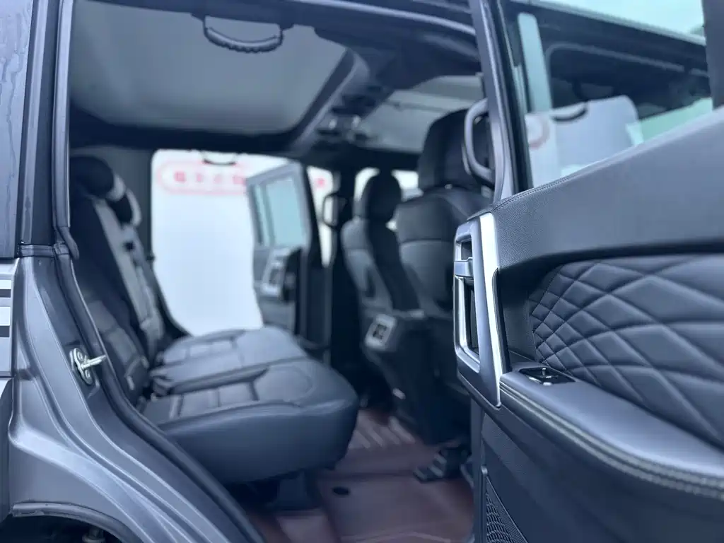 Beijing off-road BJ40 2022 2.0T automatic four-wheel drive ring tower championship version купить на сайте DeffCars