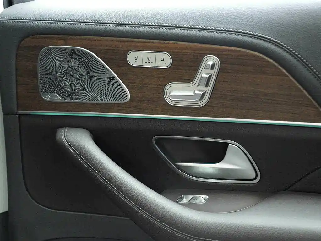 Mercedes-Benz GLS 2020 GLS 450 4MATIC luxury model купить на сайте DeffCars