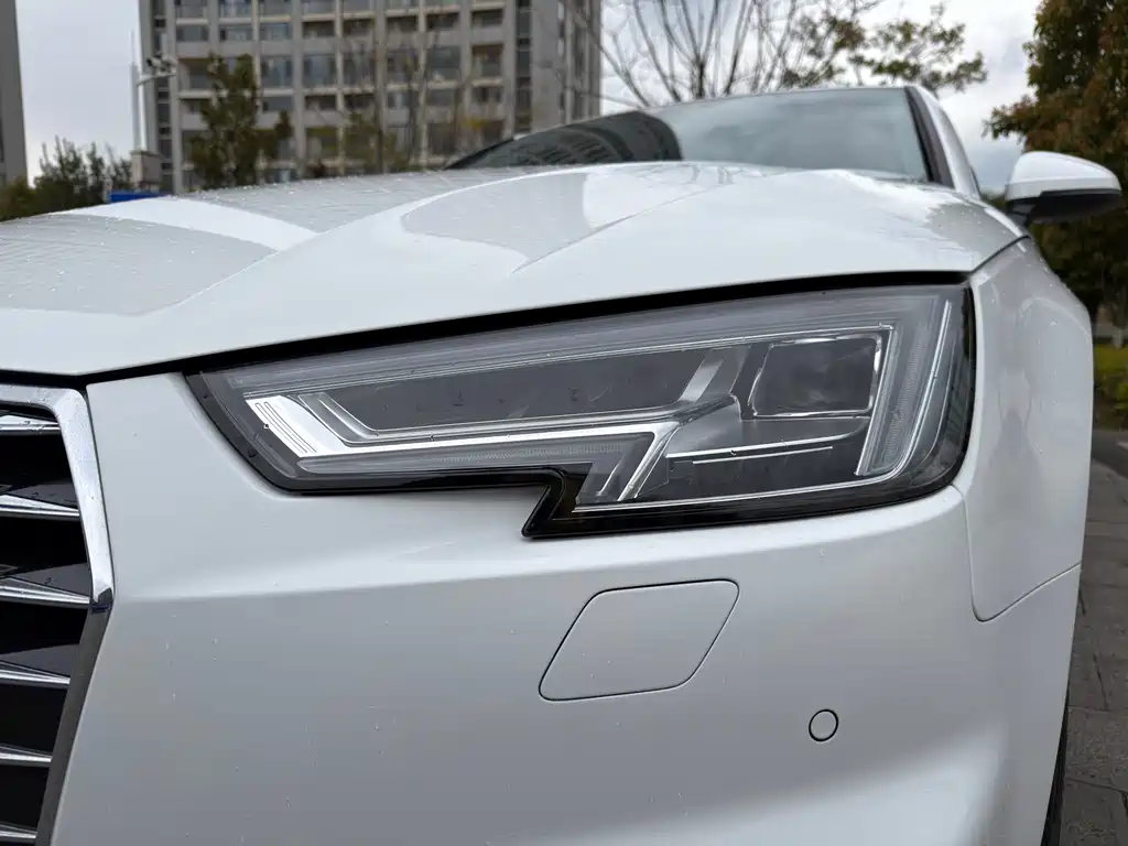Audi A4L 2019 40 TFSI Enterprising National V купить на сайте DeffCars