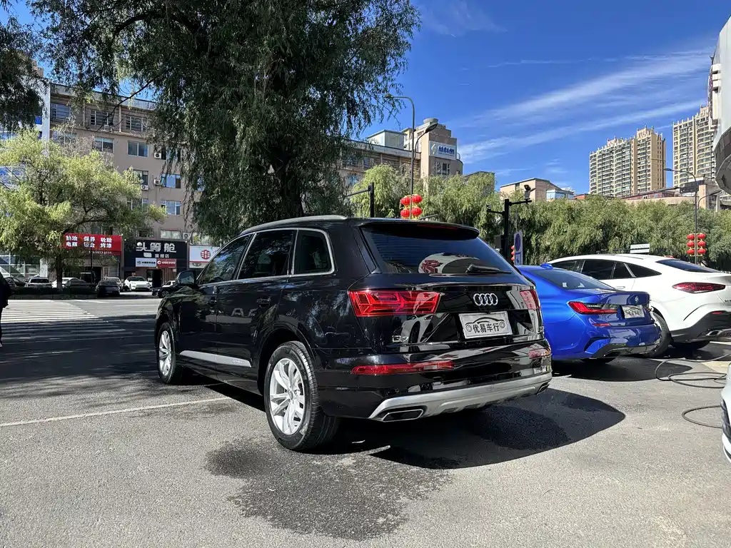 Audi Q7 2018 40 TFSI comfort model купить на сайте DeffCars