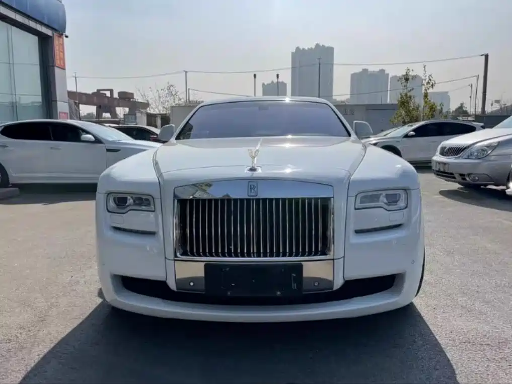 Ghost 2012 6.6T extended version купить на сайте DeffCars