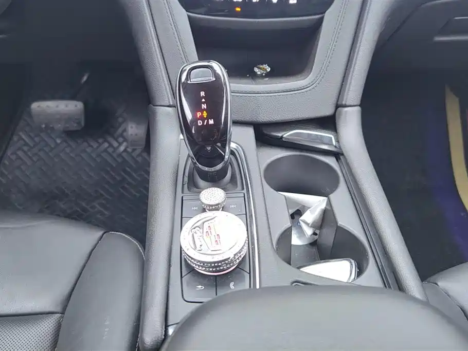 Cadillac XT5 2020 28T luxury model купить на сайте DeffCars