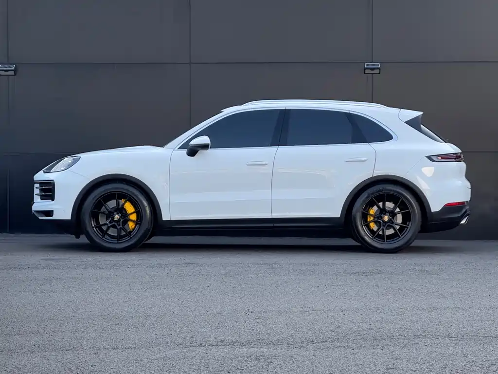 Cayenne 2024 Cayenne 3.0T купить на сайте DeffCars