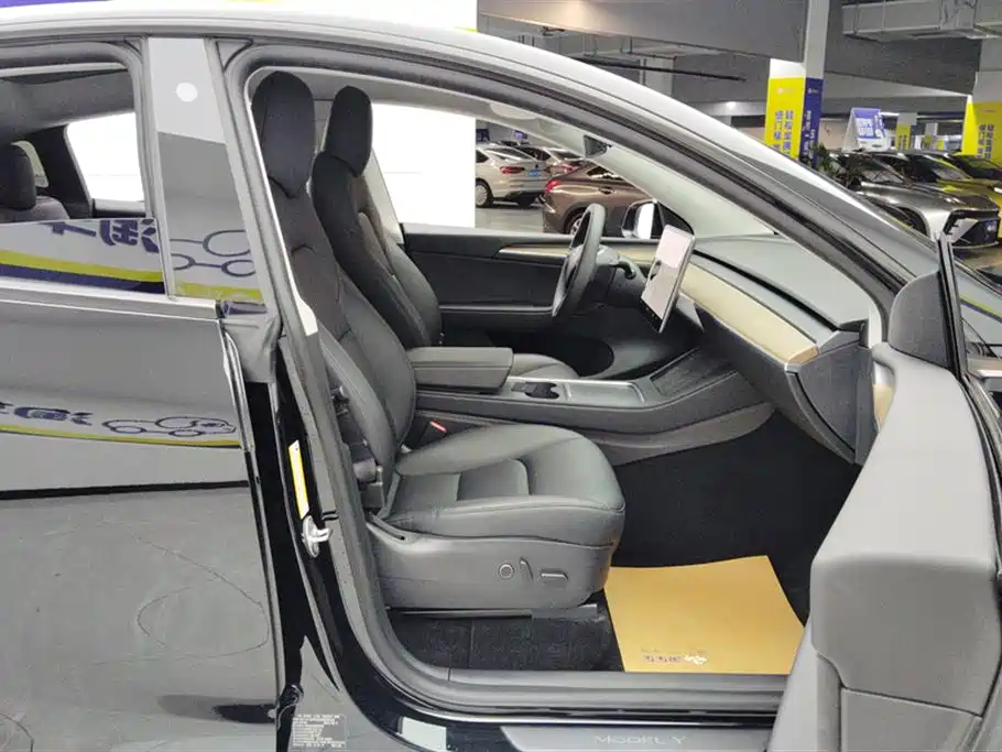 Model Y 2021 long-range all-wheel drive version купить на сайте DeffCars
