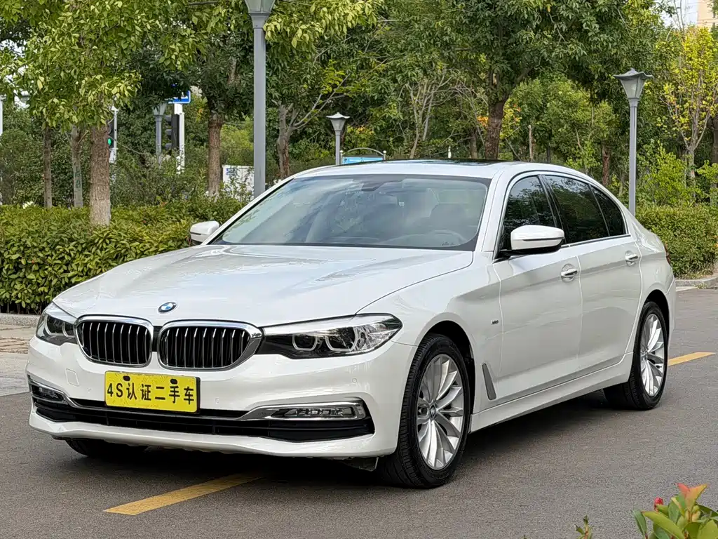 BMW 5 Series 2018 525Li Luxury Package купить на сайте DeffCars
