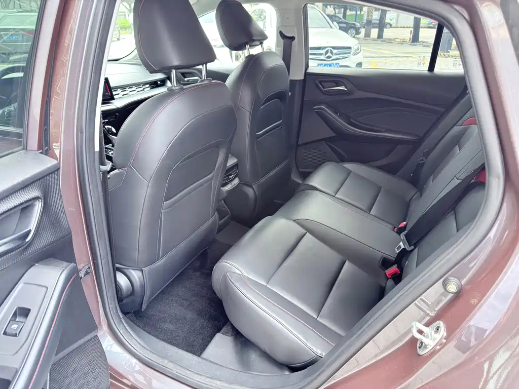 MG5 2021 180DVVT CVT Youth Deluxe Edition купить на сайте DeffCars