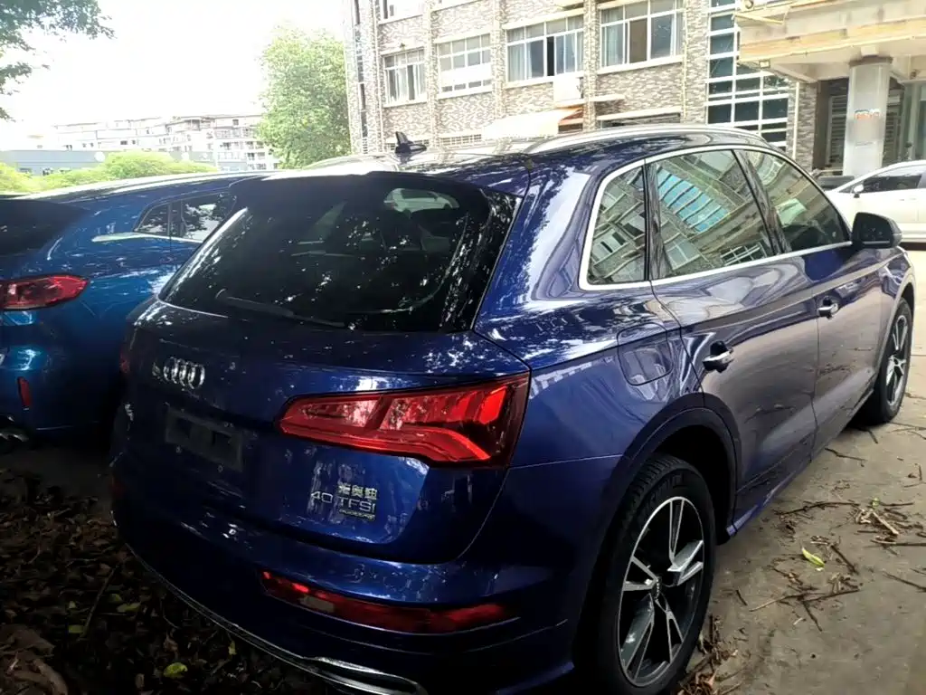 Audi Q5L 2018 40 TFSI enjoys fashionable style, National VI купить на сайте DeffCars