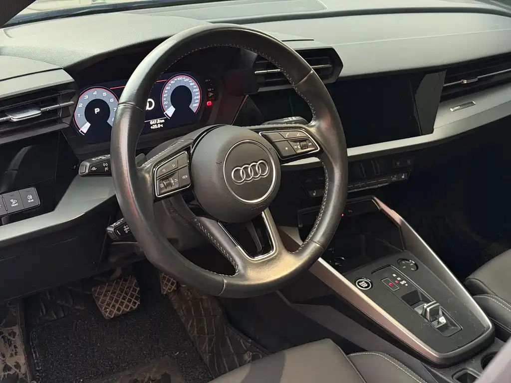 Audi A3 2022 Sportback 35 TFSI stylish and sporty купить на сайте DeffCars