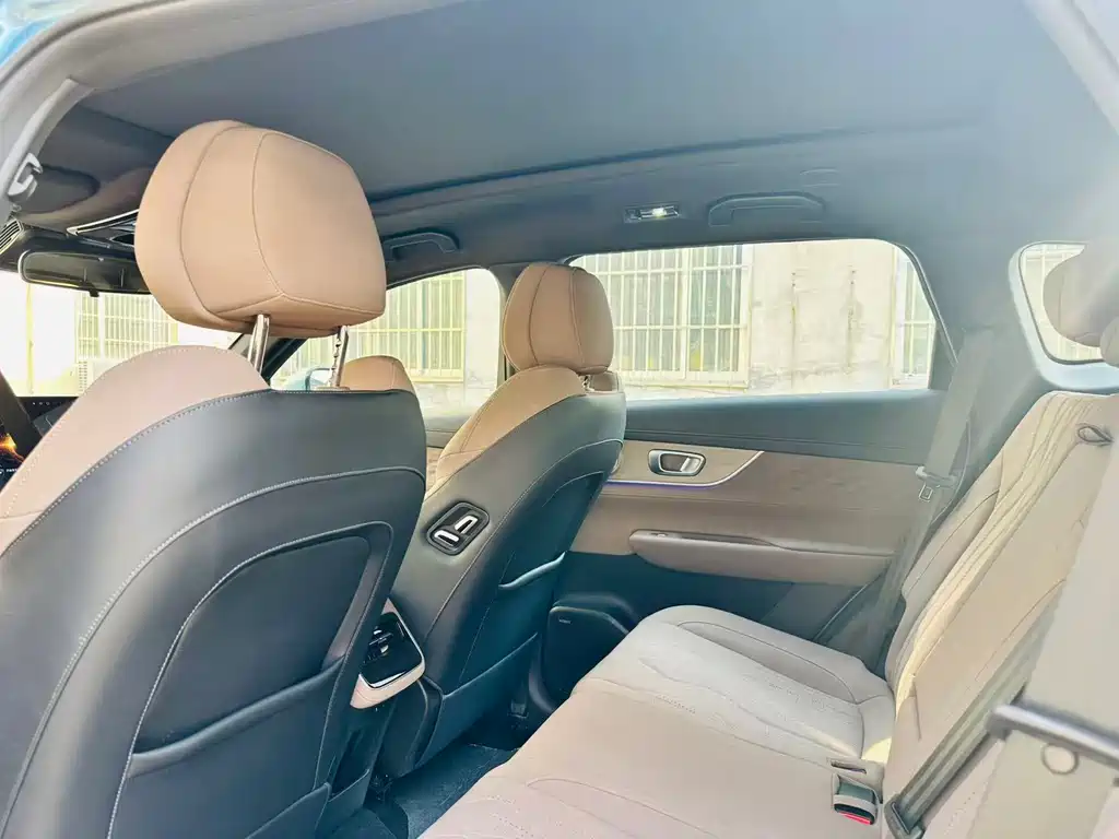 Tiggo 8 PLUS C-DM 2025 model 1.5T 116km premium type 5 seats купить на сайте DeffCars