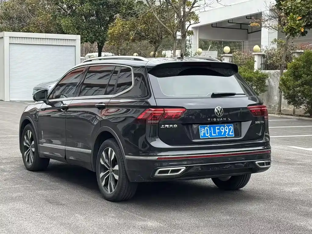 Tiguan L 2023 330TSI automatic two-wheel drive R-Line flagship version купить на сайте DeffCars