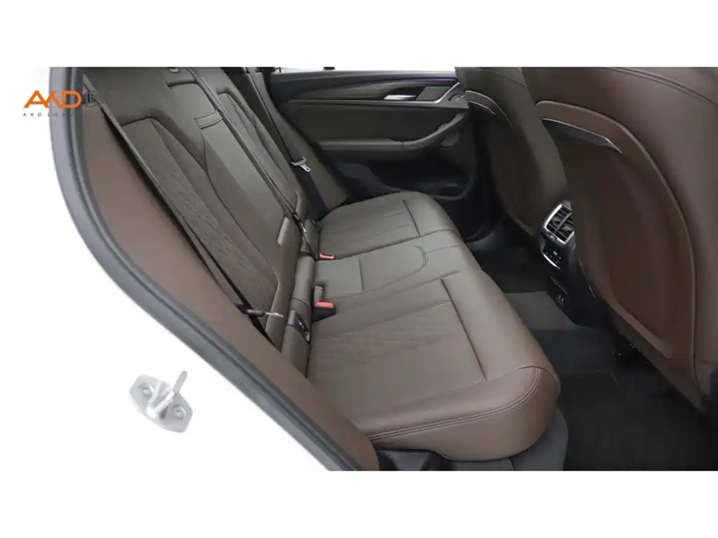 BMW X3/30i/2.0T/22/Model 2 xDrive Leading M Night Package купить на сайте DeffCars
