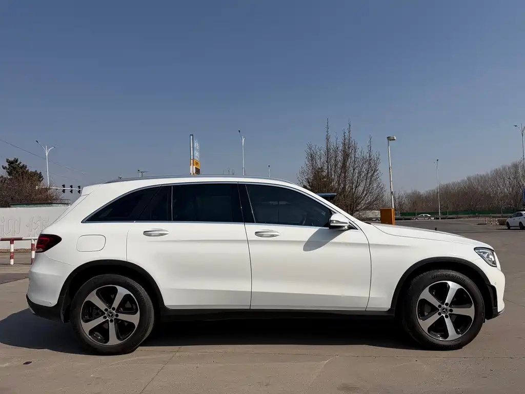 Mercedes-Benz GLC 2022 facelift three GLC 260 L 4MATIC dynamic type купить на сайте DeffCars
