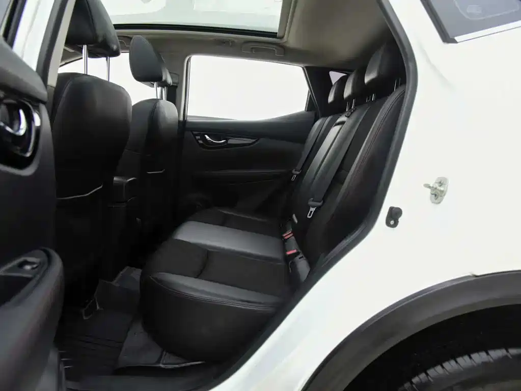 Qashqai 2017 2.0L CVT Deluxe Edition National VI купить на сайте DeffCars