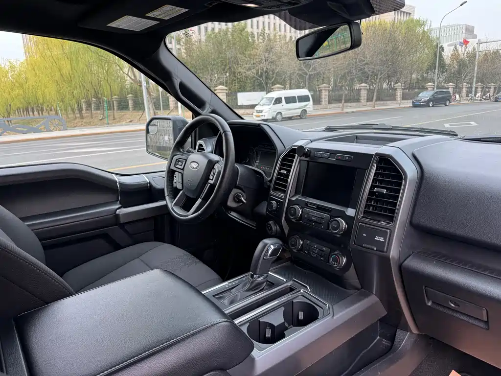 Ford F-150 2019 3.5T automatic купить на сайте DeffCars