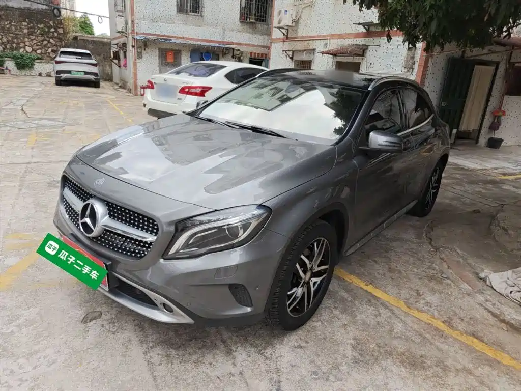 Mercedes-Benz GLA 2016 GLA 220 4MATIC Fashion Model купить на сайте DeffCars