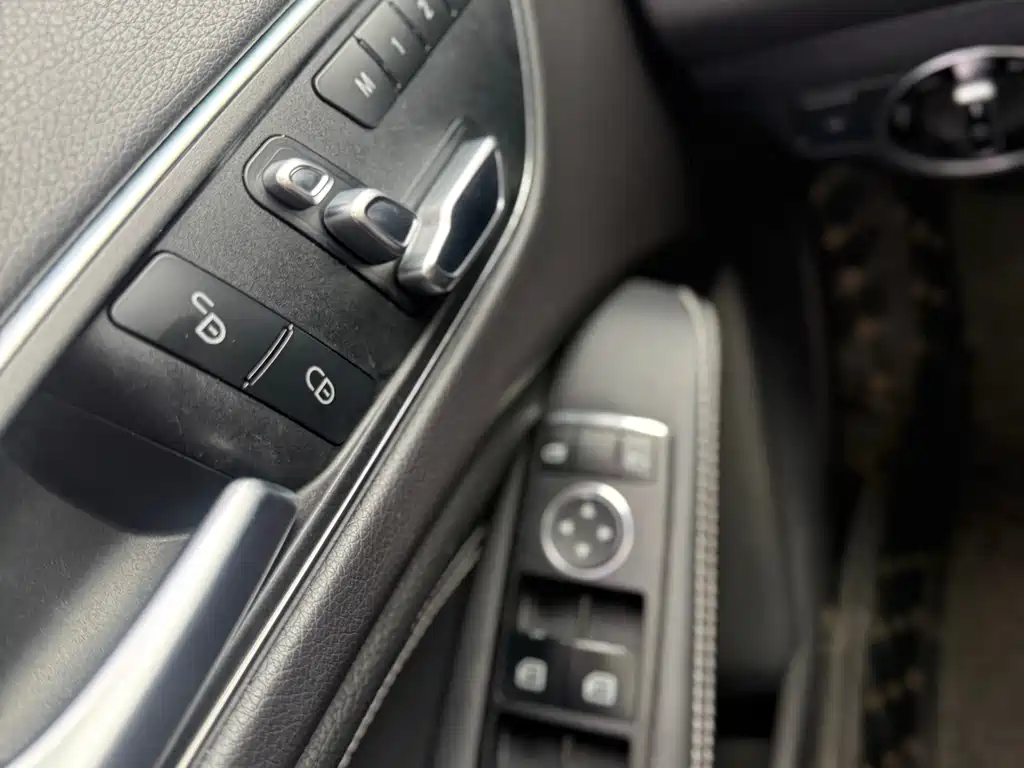 Mercedes-Benz GLA 2017 GLA 200 Dynamic купить на сайте DeffCars